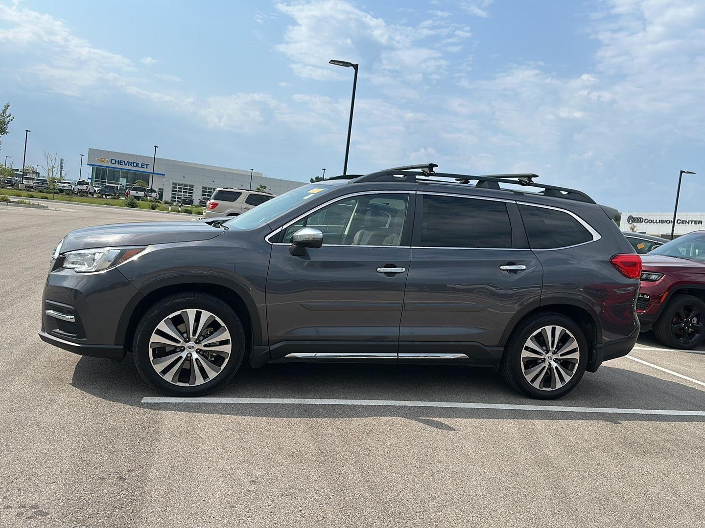 Used 2022 Magnetite Gray Metallic Subaru Touring image 3