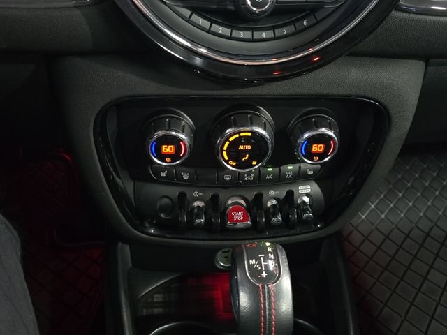 Used 2019 Green MINI Signature image 22