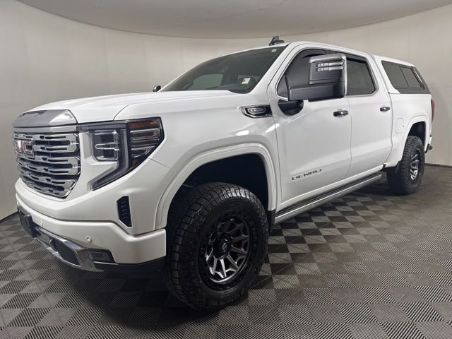 Used 2022 Summit White GMC Denali image 8