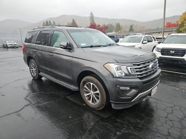 2018 Ford Expedition XLT photo 2