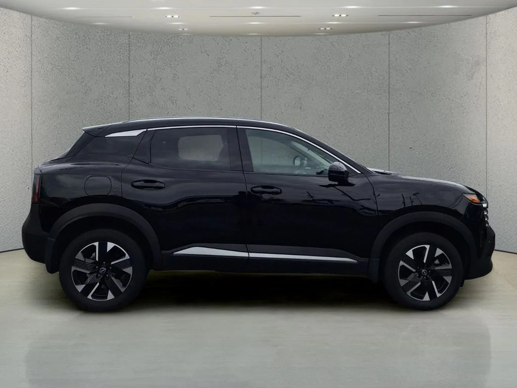 Certified Used 2025 Black Nissan SR image 6