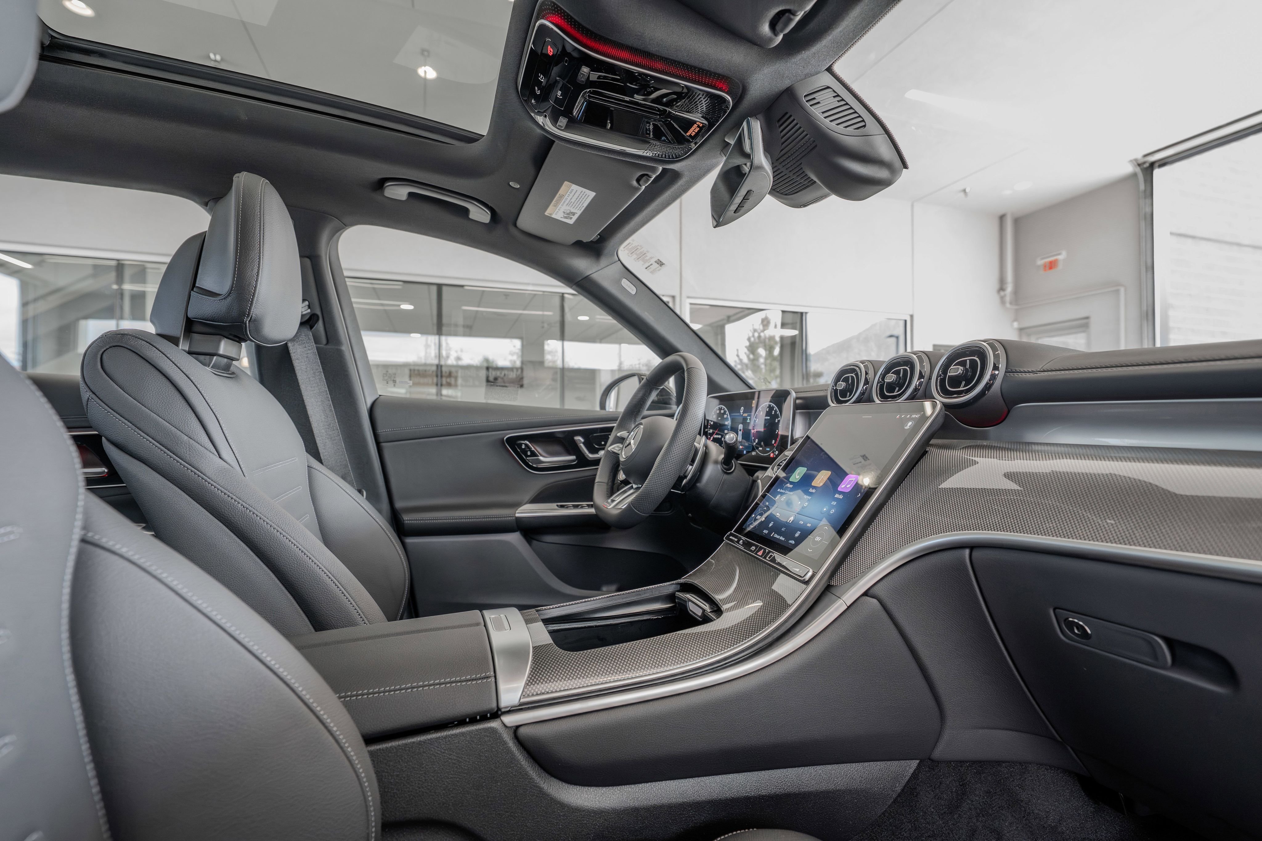 2025 Mercedes-Benz GLC AMG GLC43 - Photo 17