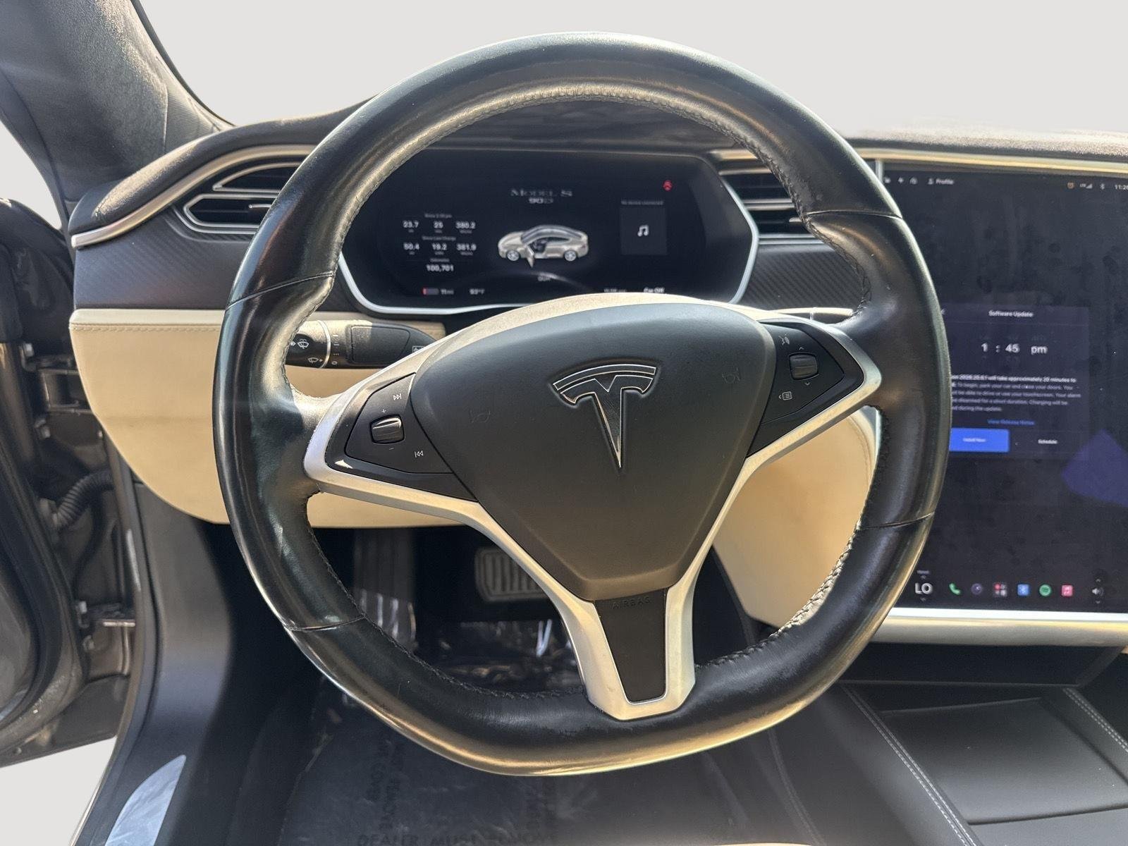 Used 2016 Titanium Metallic Tesla 90D image 17