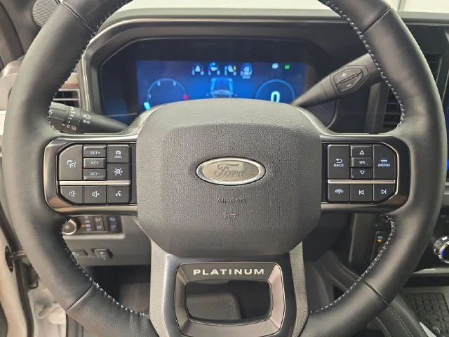 New 2026 Star White Metallic Tri-Coat Ford F-250® Platinum® image 42