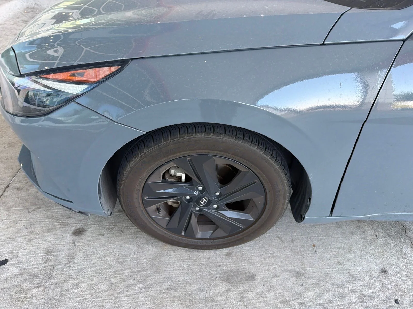 Used 2023 Gray Hyundai SEL image 2