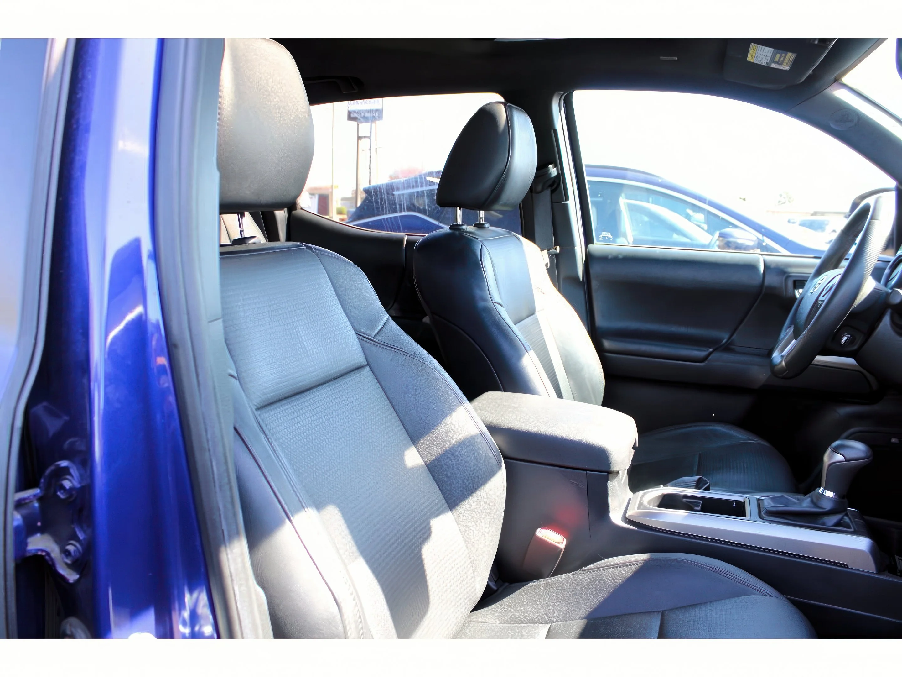 2023 Toyota Tacoma Limited - Photo 18