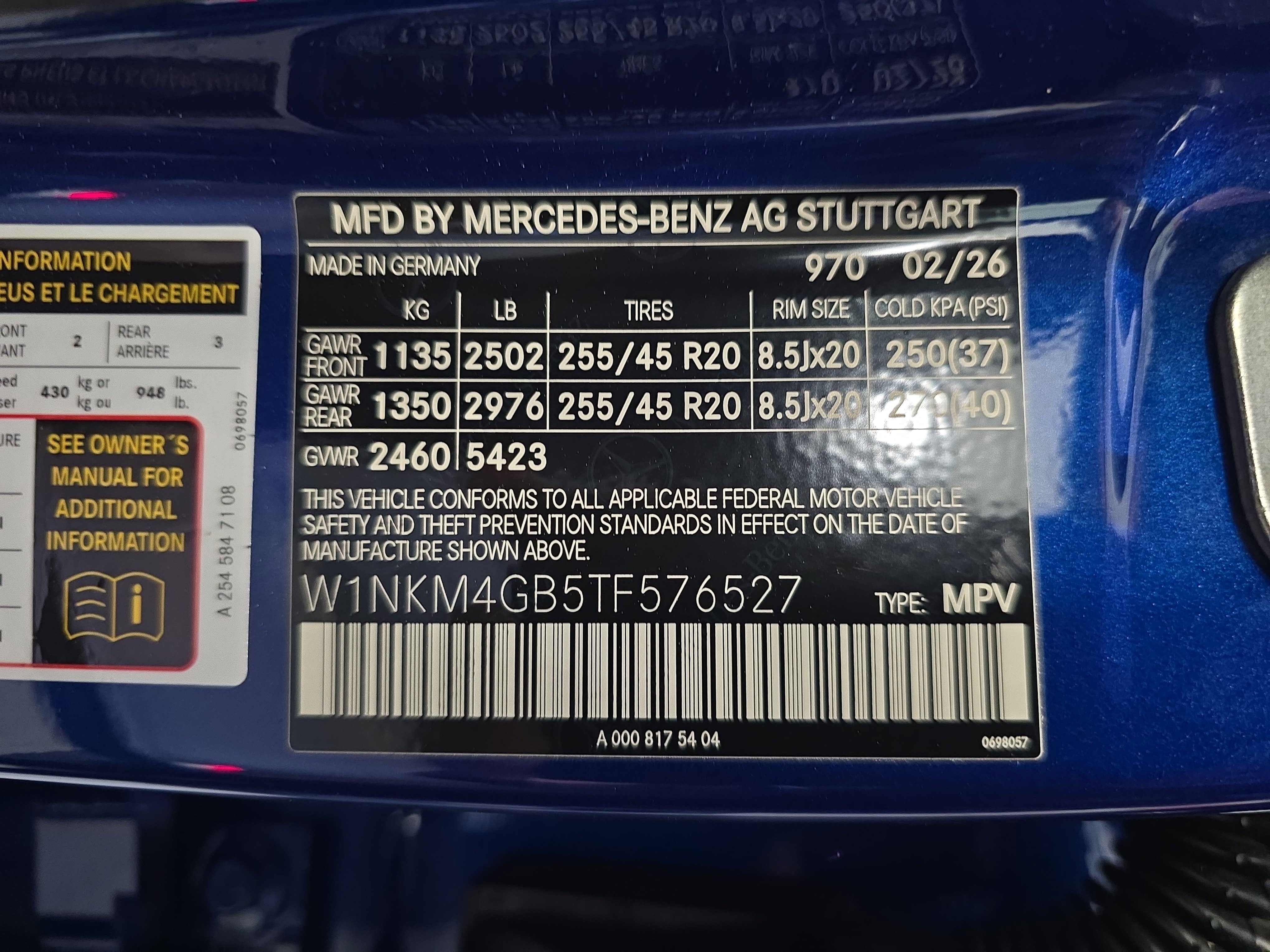 New 2026 Starling Blue Metallic Mercedes-Benz GLC300 image 39