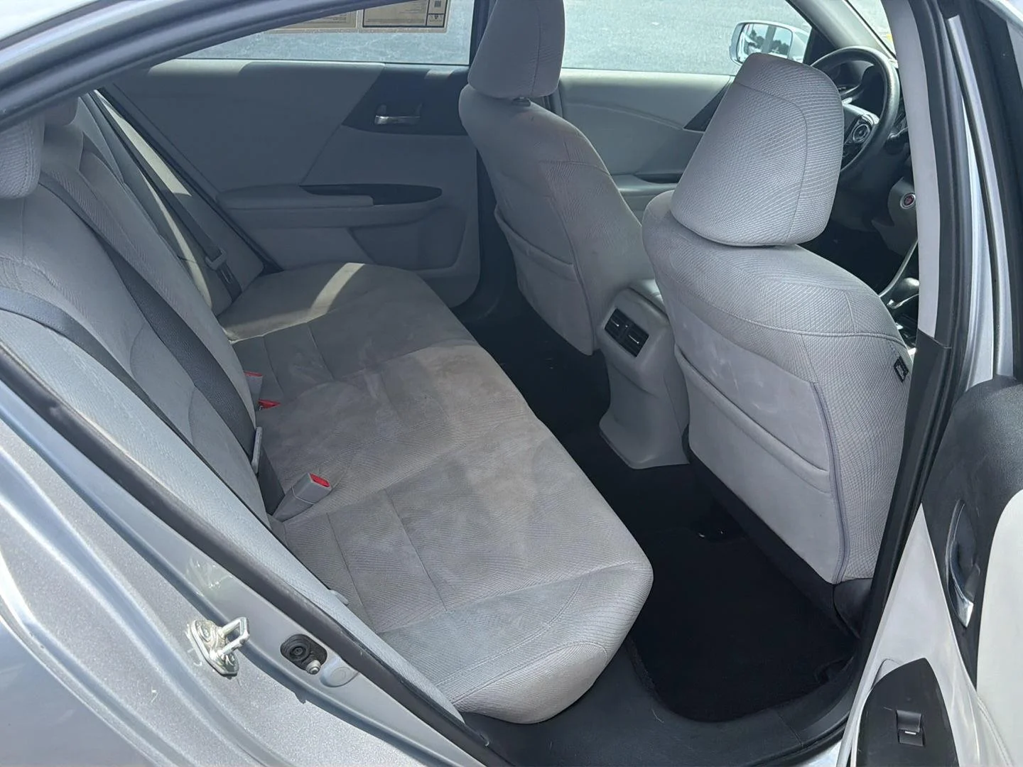 Used 2016 Lunar Silver Metallic Honda EX image 12