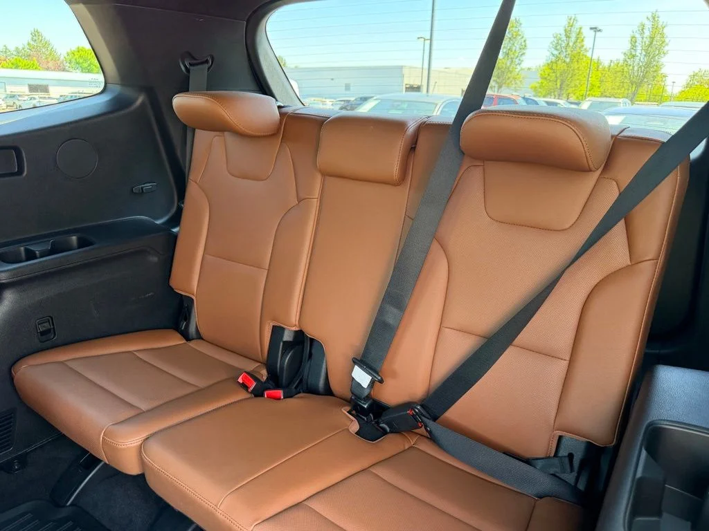 Used 2023 Ebony Black Kia EX X-Line image 31