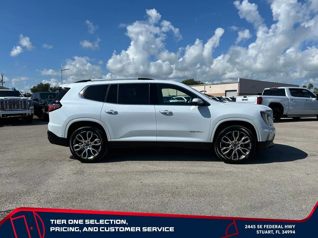 New 2026 Glacier White Tricoat GMC Denali Ultimate image 4