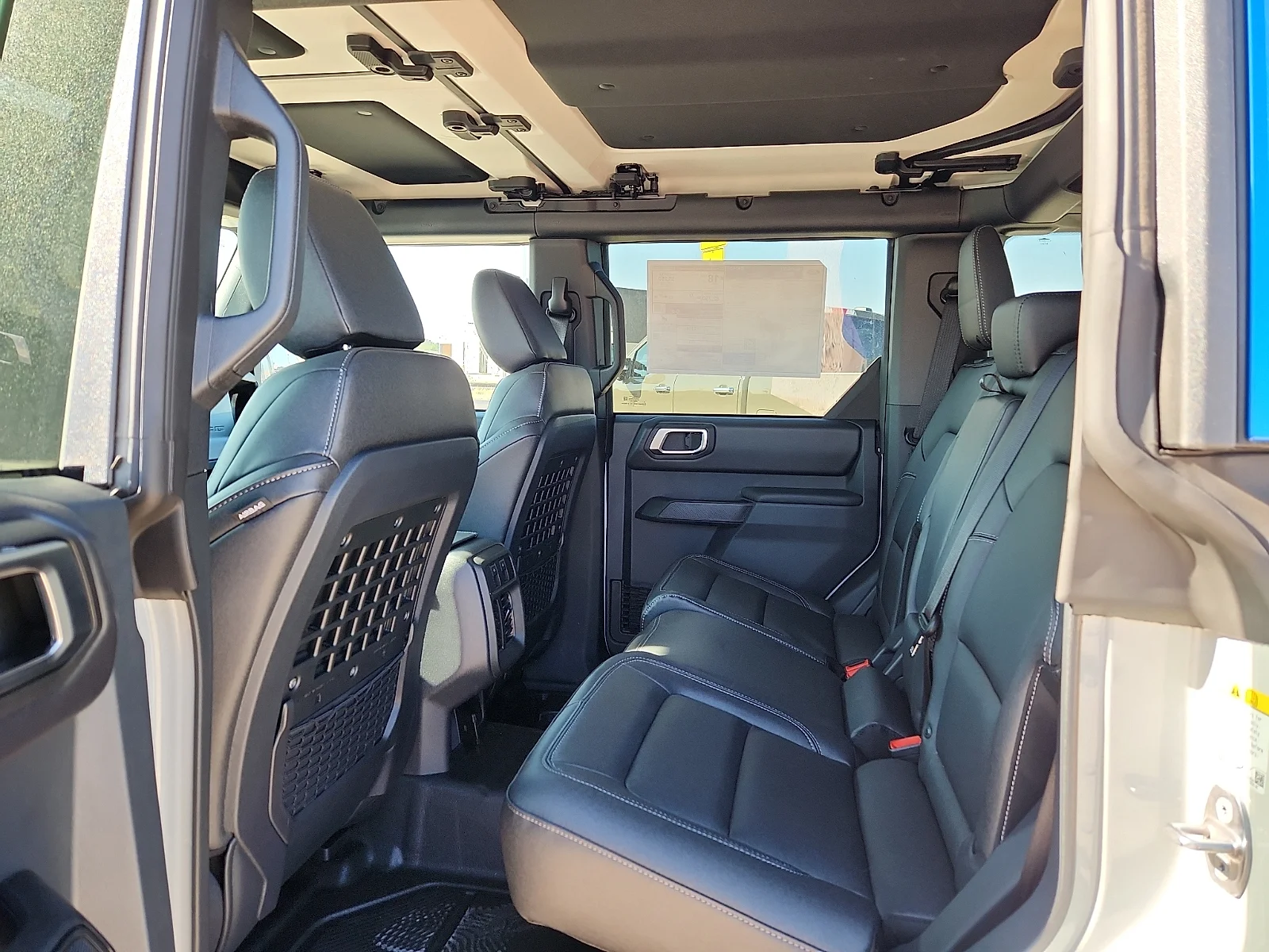 New 2026 Avalanche Gray Ford Badlands image 18