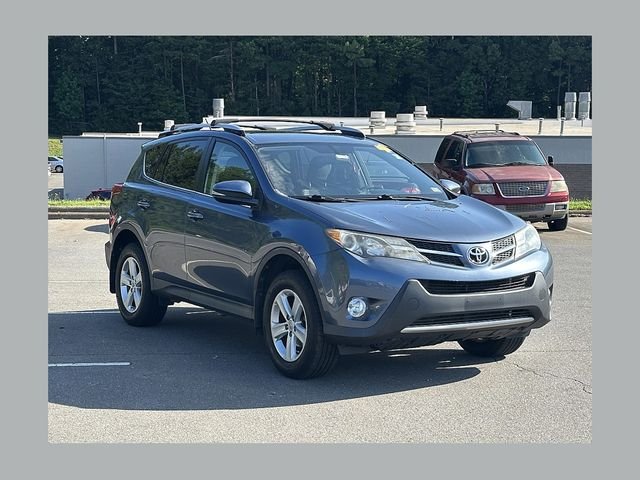 Used 2013 Blue Toyota XLE image 1