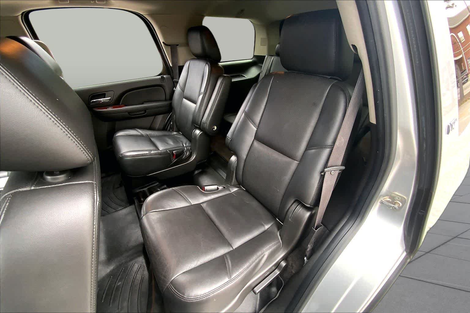 Used 2012 Silver Ice Metallic Chevrolet LTZ image 20