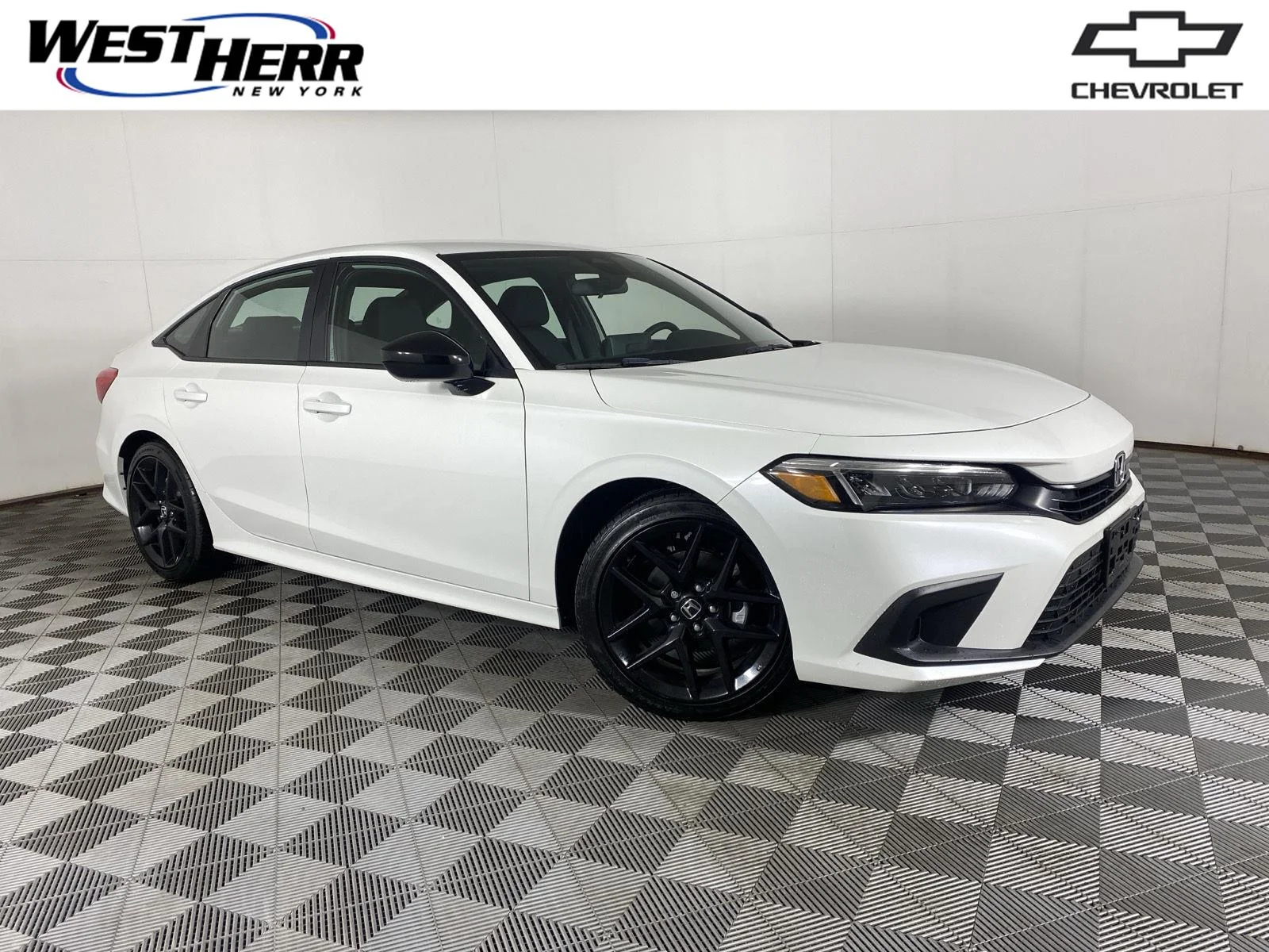 Used 2024 Platinum White Pearl Honda Sport image 1