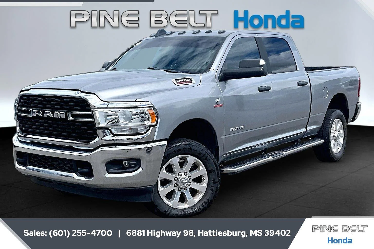 Used 2022 Billet Silver Metallic Clearcoat Ram Big Horn image 10