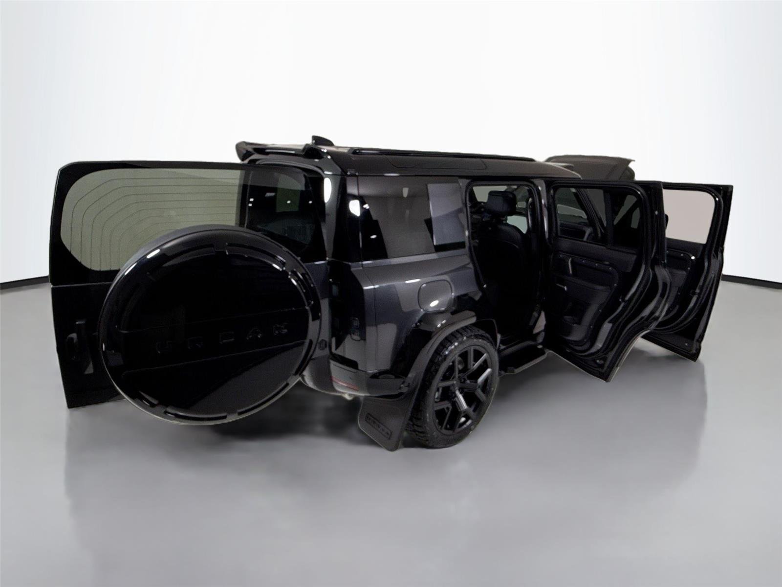 Used 2026 Carpathian Grey Premium Metallic Land Rover X-Dynamic SE | Urban Widetrack Build image 42