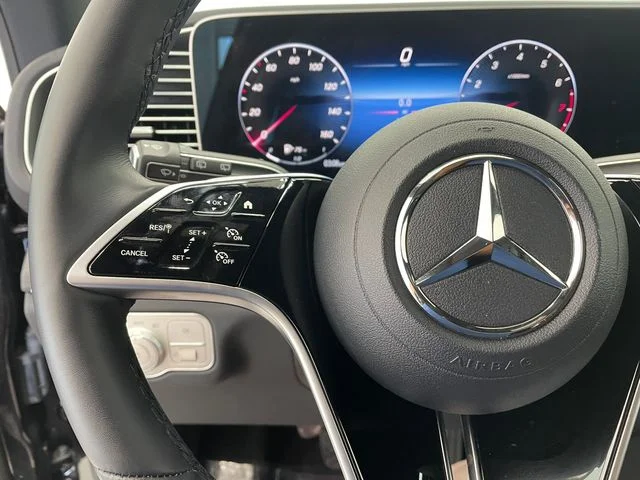 Certified Used 2026 Obsidian Black Metallic Mercedes-Benz GLE 350 image 24