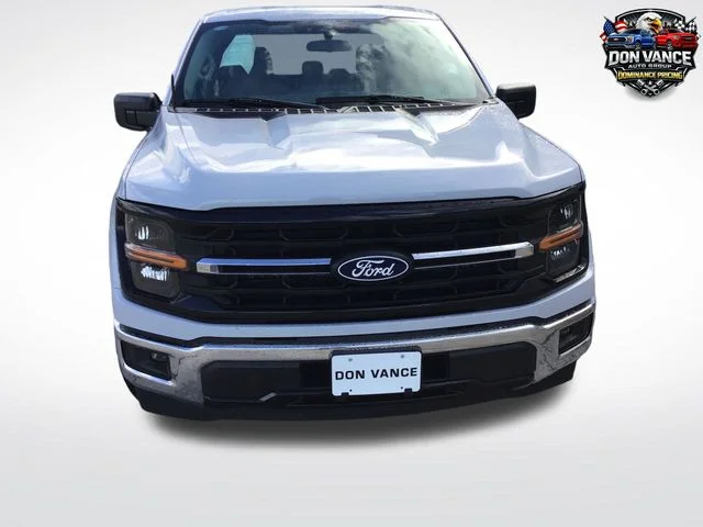Used 2025 White Ford XLT image 8