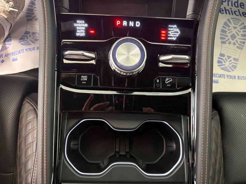 Used 2025 White Jeep Summit image 35