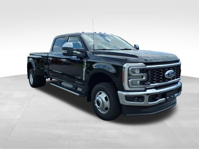 New 2026 Agate Black Metallic Ford F-350® Lariat® image 15