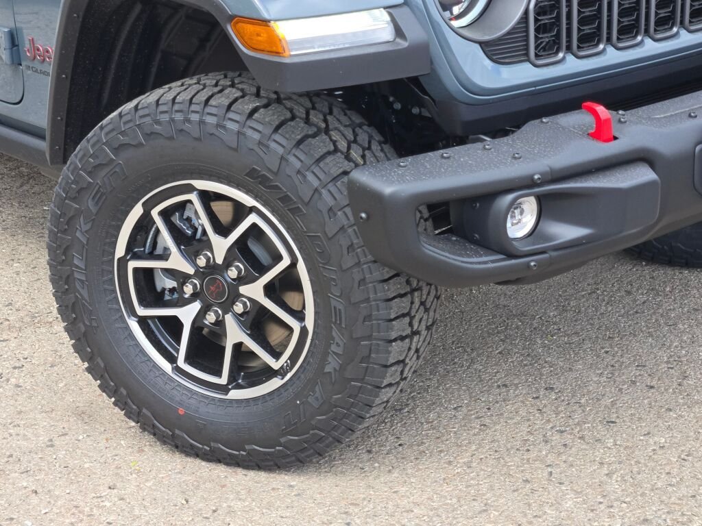 New 2026 Anvil Clear-Coat Exterior Paint Jeep Rubicon X image 4