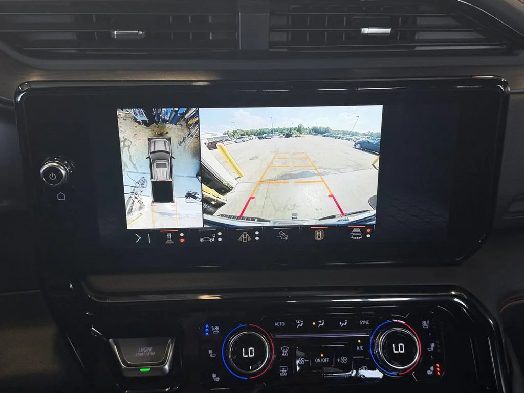 Used 2025 Sterling Metallic GMC AT4 image 22