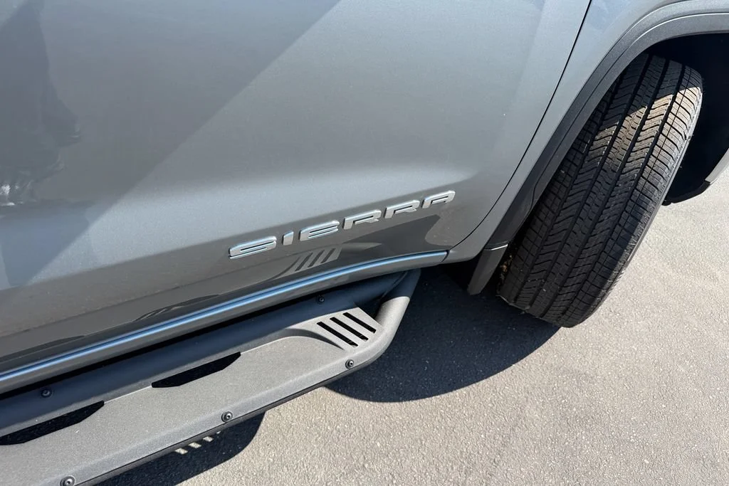 New 2026 Sterling Metallic GMC SLE image 6