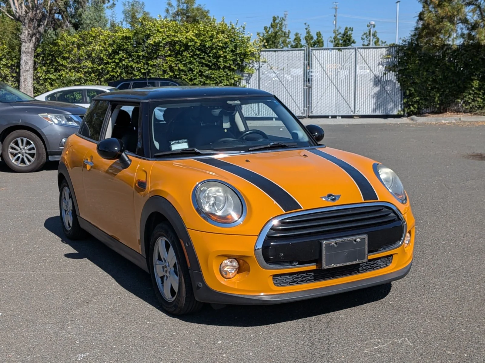 Used 2017 Black MINI Cooper S image 3