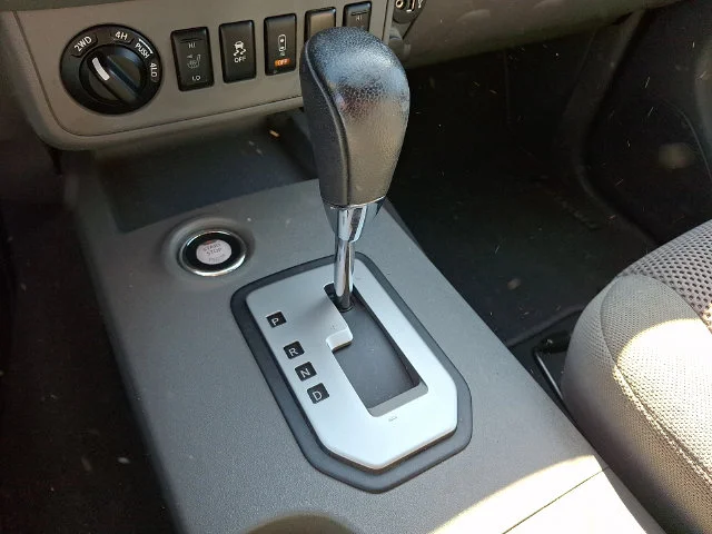 Used 2020 Gray Nissan SV image 14