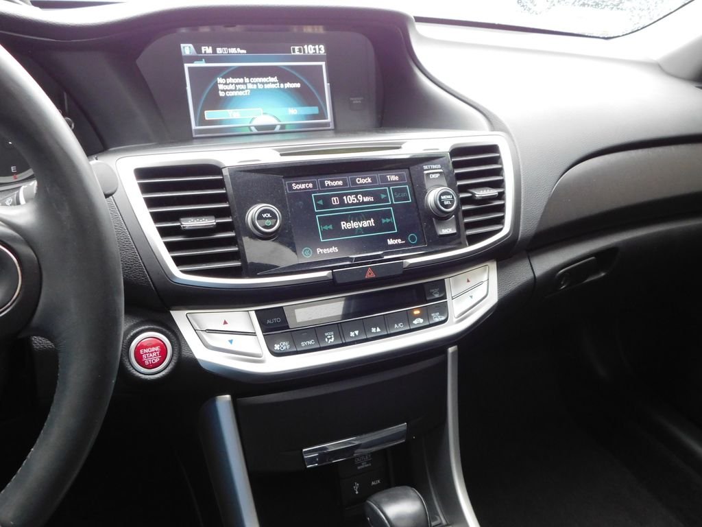 Used 2015 Gray Honda EX-L image 32