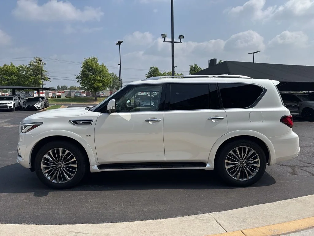 2020 INFINITI QX80 Luxe's photo