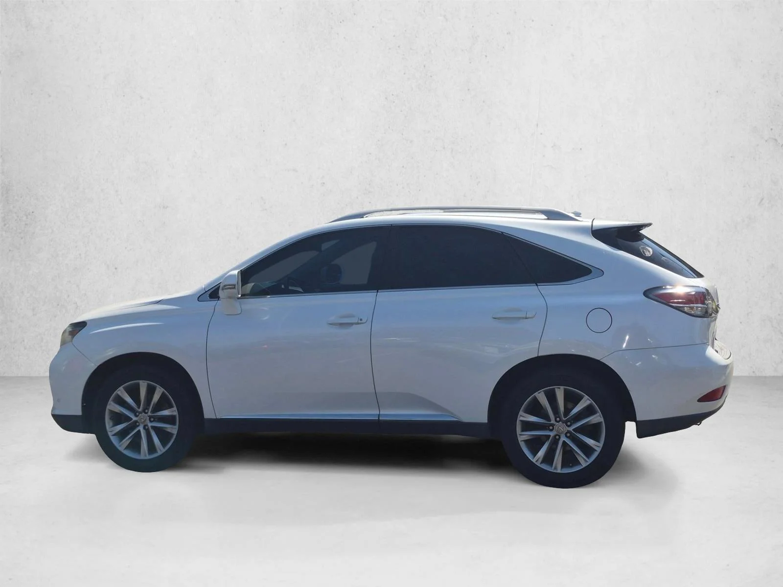 Used 2013 Starfire Pearl Lexus  image 8