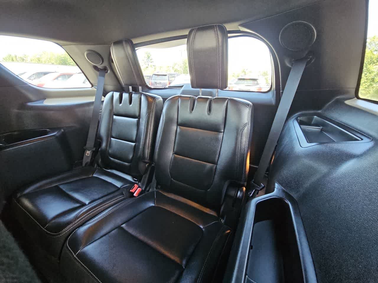 Used 2018 Ingot Silver Ford Limited image 15