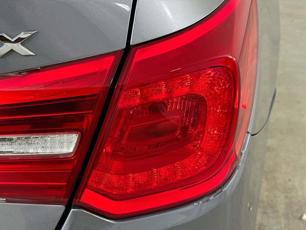 Used 2014 Silver Acura Base image 33