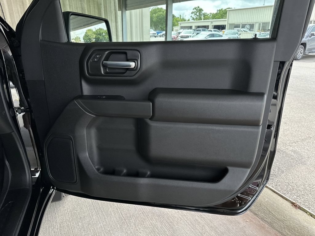 New 2026 Onyx Black GMC Pro image 27