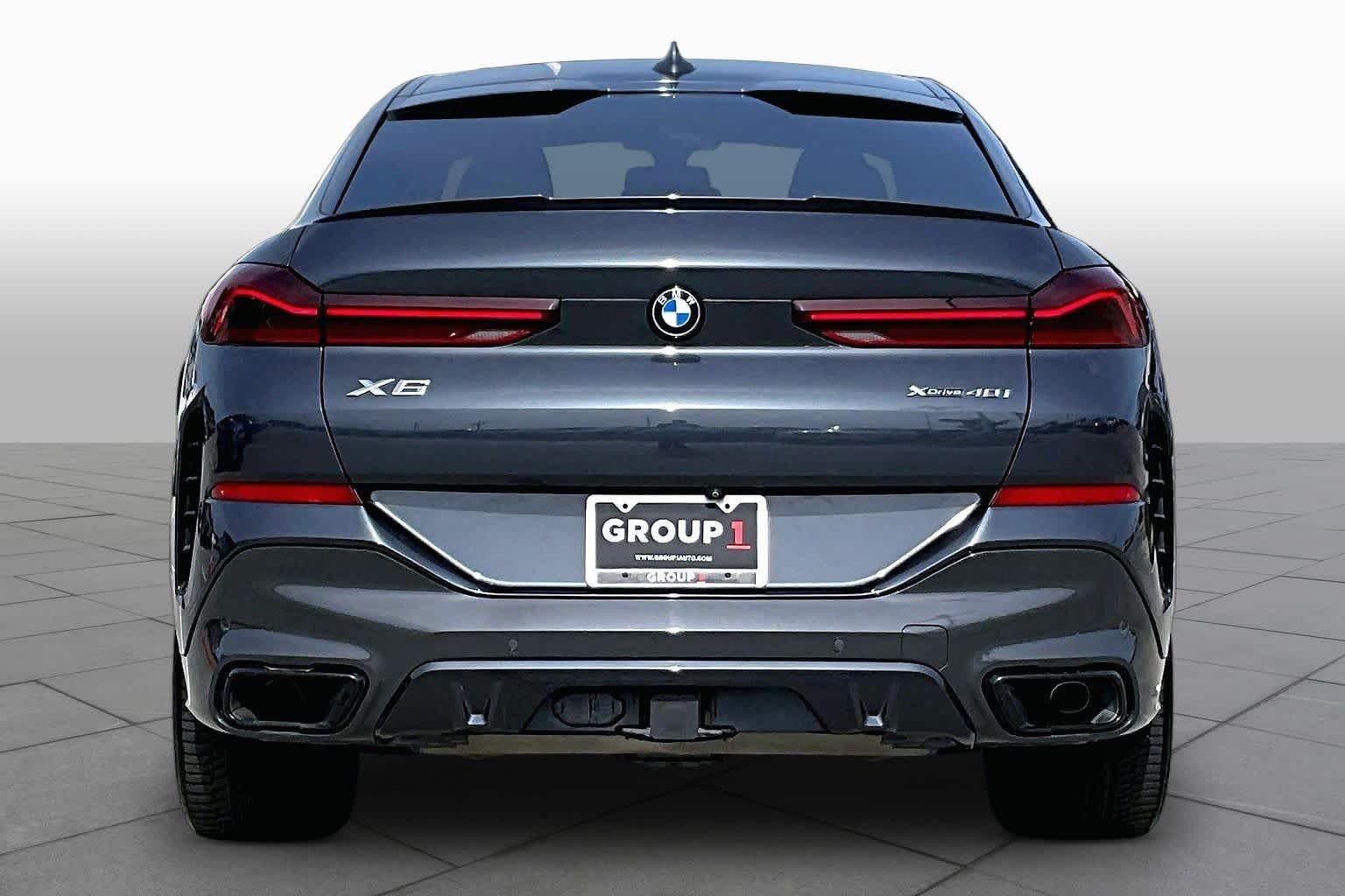 Used 2021 Arctic Gray Metallic BMW xDrive40i image 4