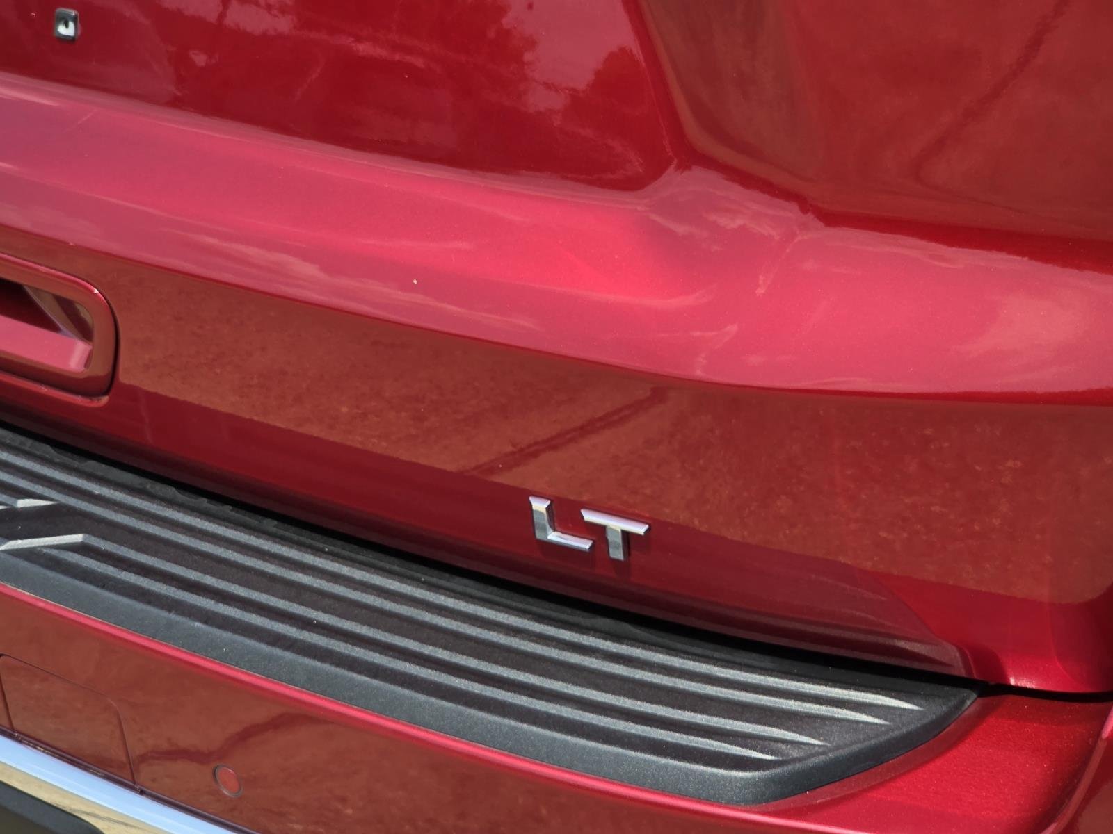 Used 2024 Radiant Red Tintcoat Chevrolet LT image 9