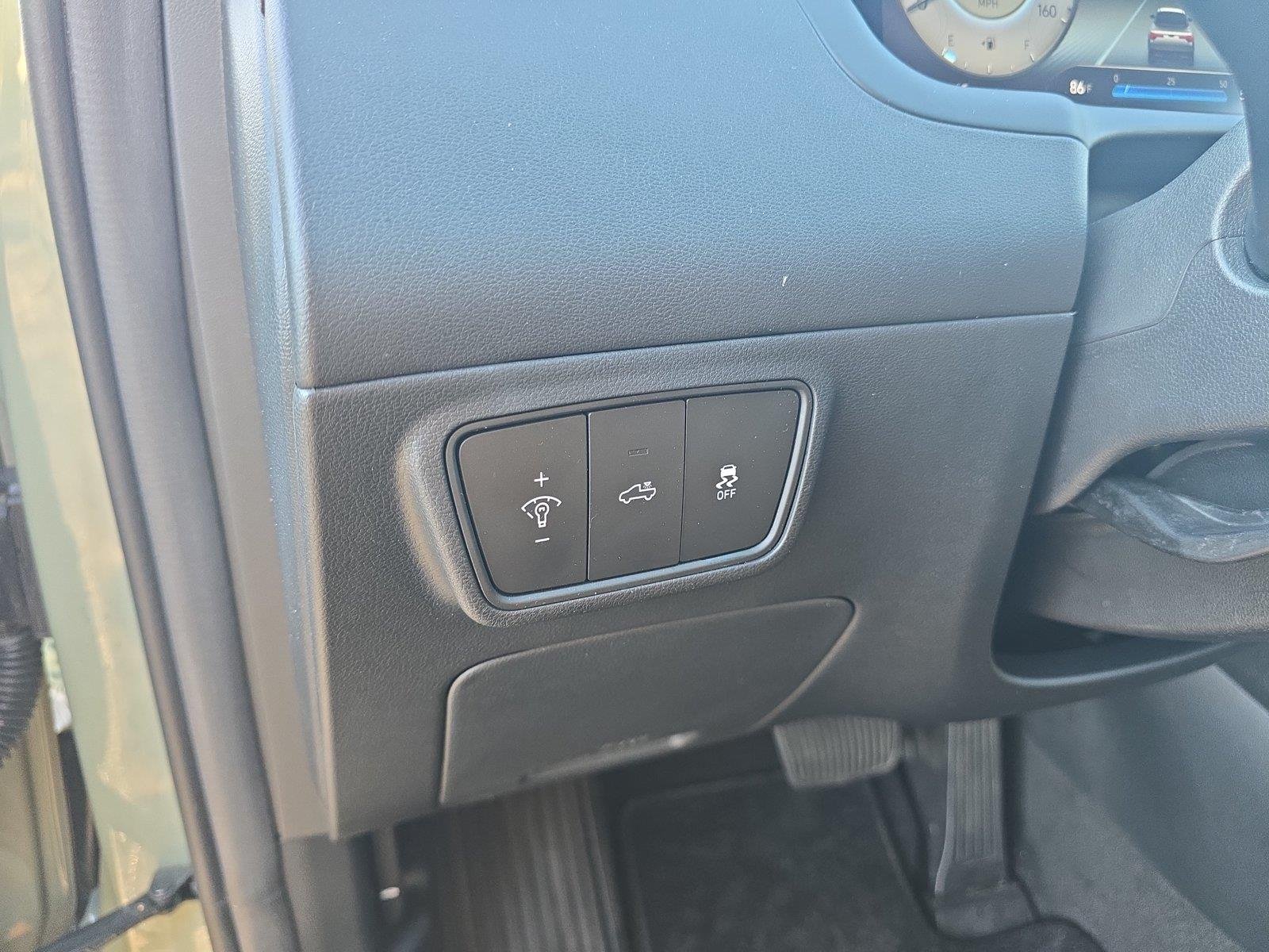 Used 2022 Sage Gray Hyundai SEL image 22