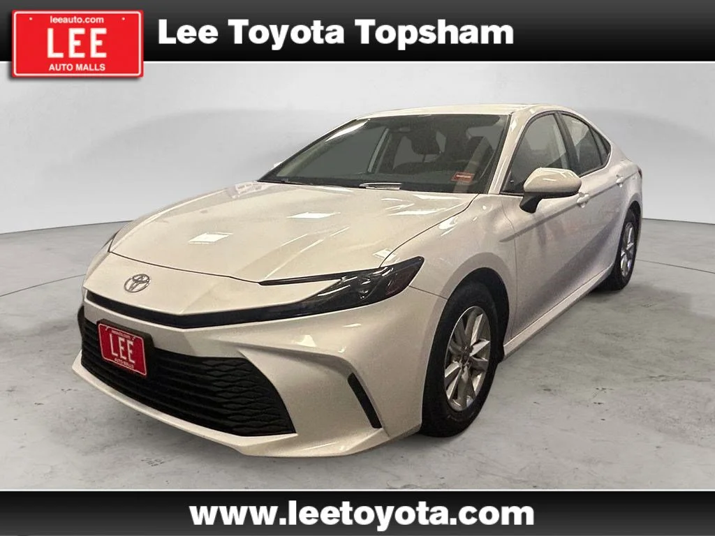 Used 2025 Ice Toyota LE image 1