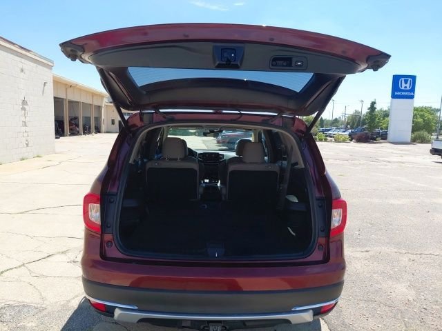 Used 2020 Deep Scarlet Pearl Honda Touring image 34