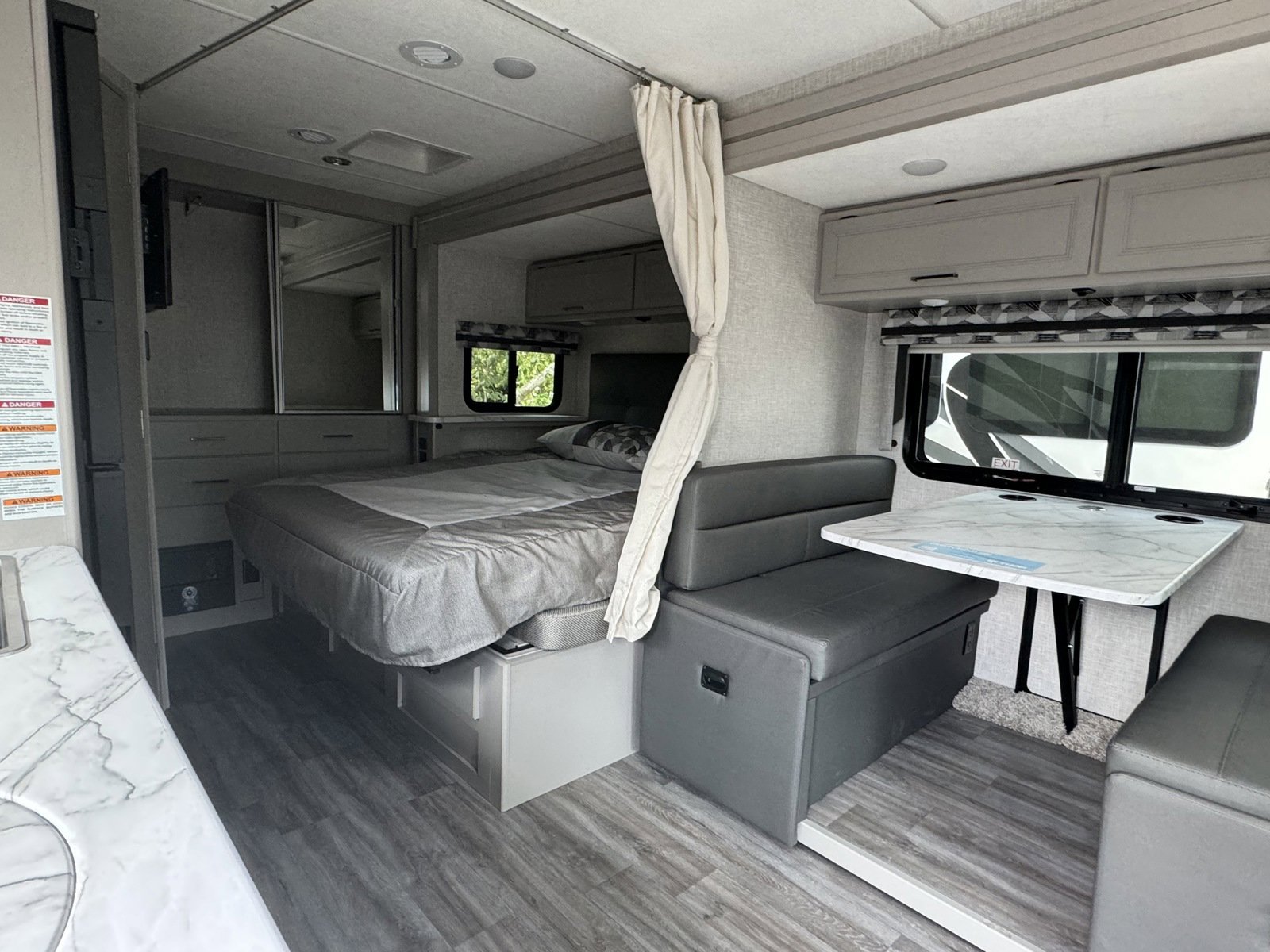 New 2025 Tan Thor Motor Coach 23TW image 6