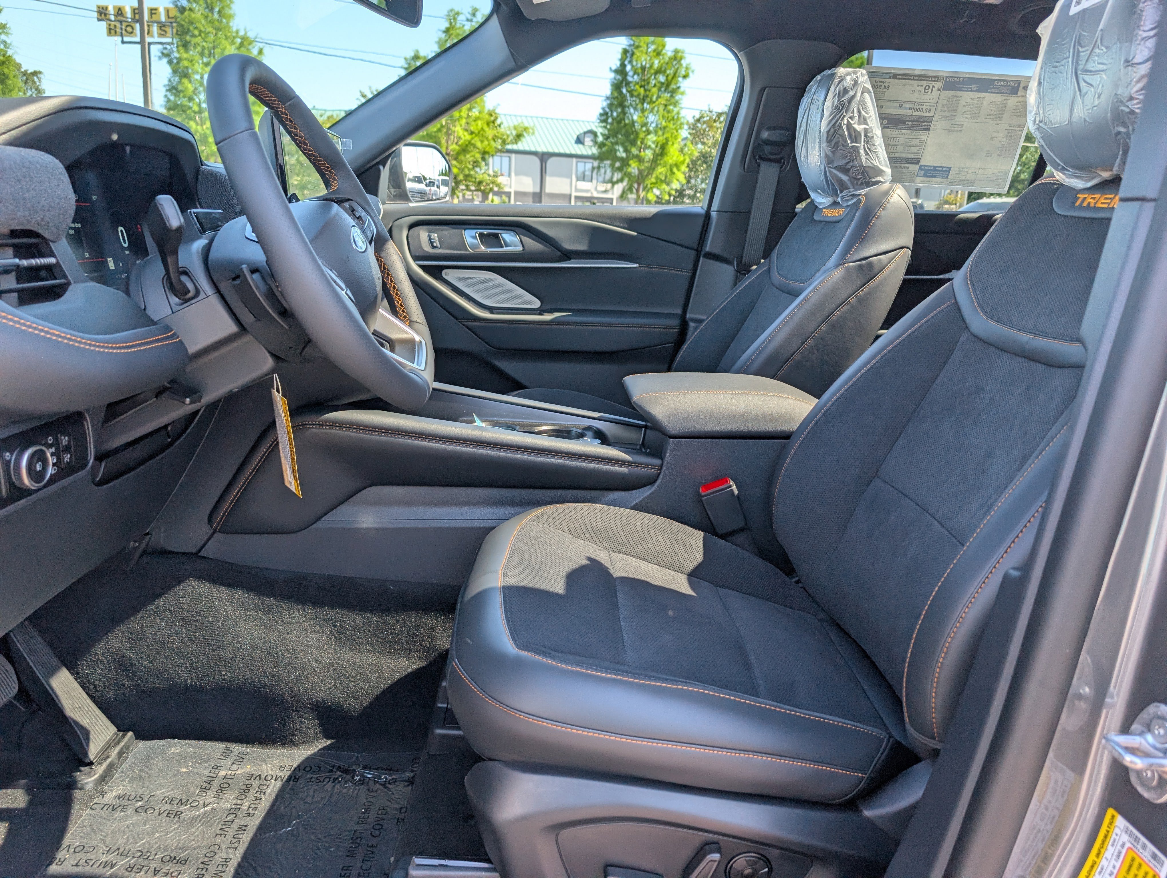 New 2026 Carbonized Gray Metallic FORD Tremor image 19