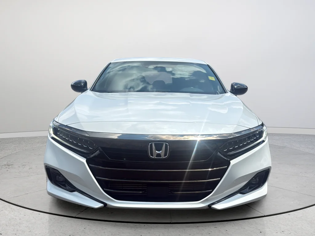Used 2022 White Honda Sport image 3