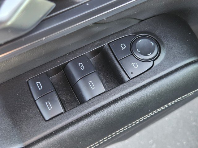 Used 2025 Ebony Twilight Metallic GMC Elevation image 12