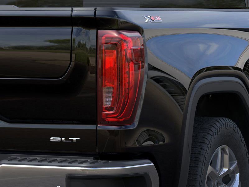 New 2026 GMC Sierra 1500 SLT 4D Crew Cab
