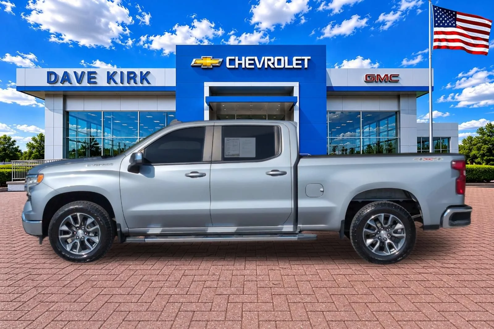 Used 2023 STERLING GRAY METALLIC Chevrolet LT image 6