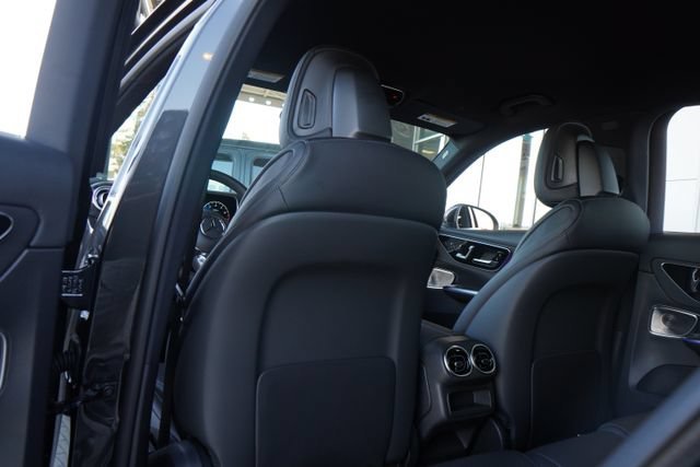 New 2026 Graphite Grey Metallic Mercedes-Benz GLC 300 image 61