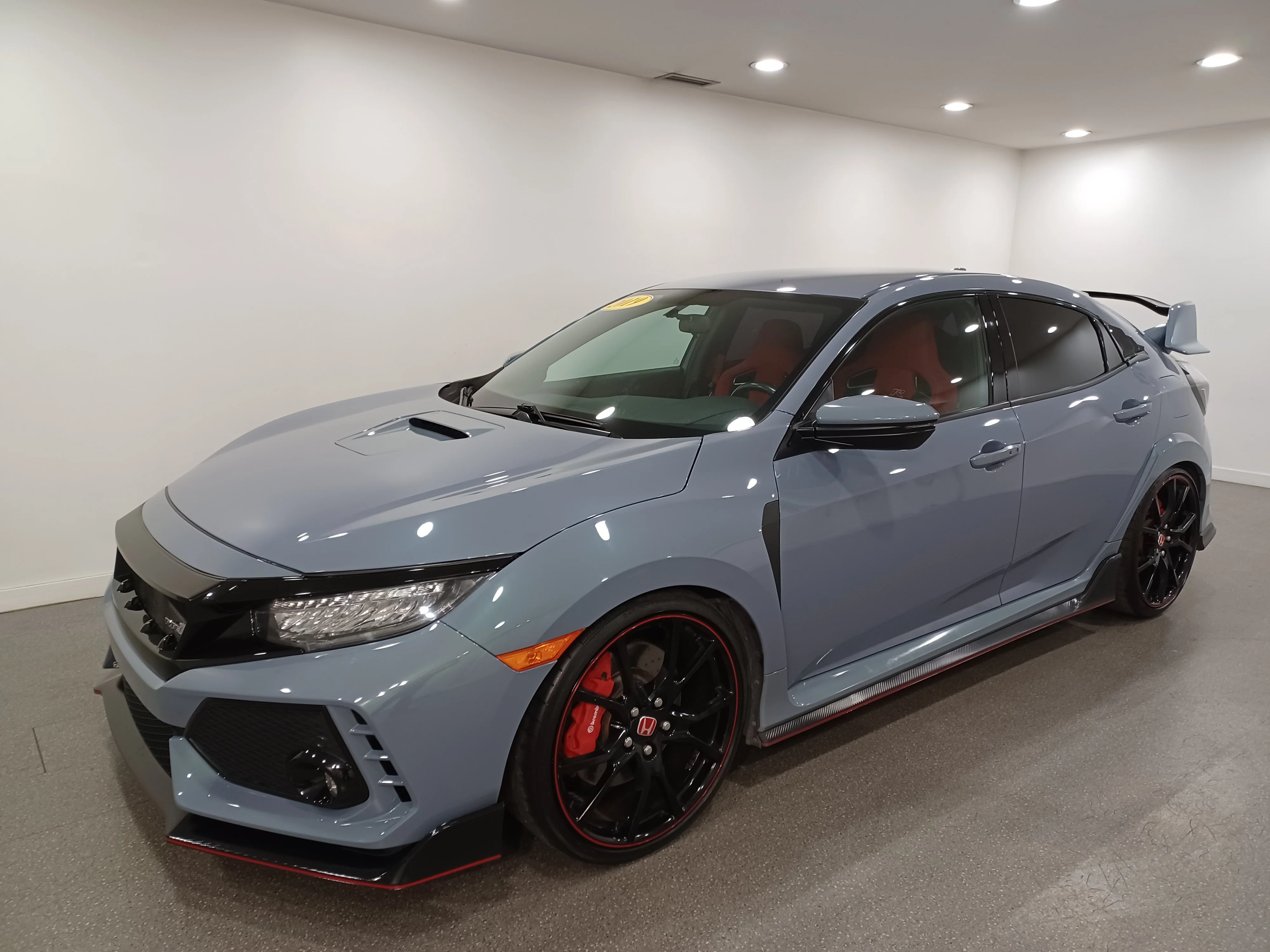 Used 2019 Sonic Grey Pearl Honda Manual*306HP!! | 6spd Manual | Sonic Grey Pearl | Red Alcantara Seats | Nav | Park Assist | CarPlay image 2