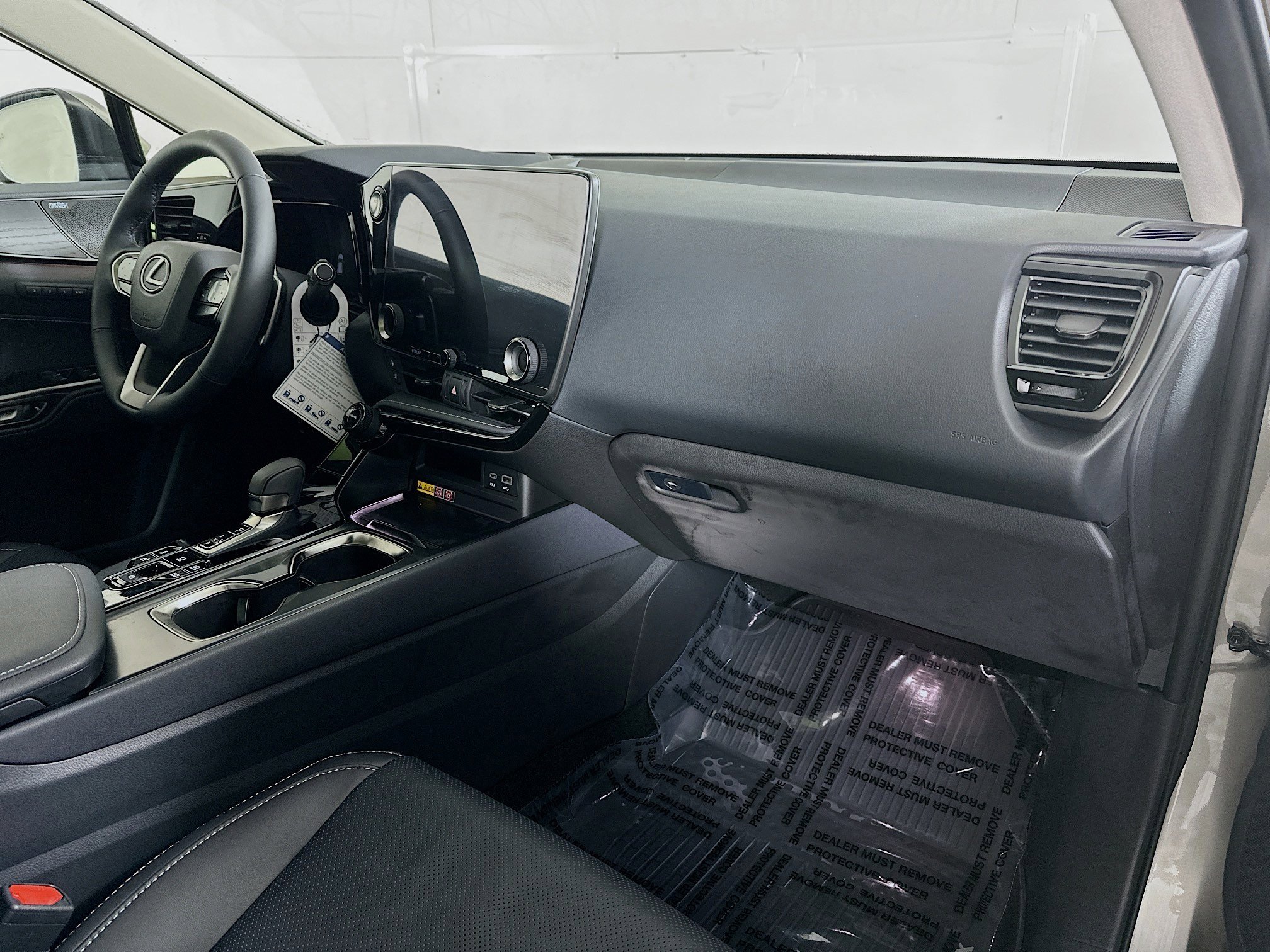 2026 Lexus NX 450h+ Luxury - Photo 28