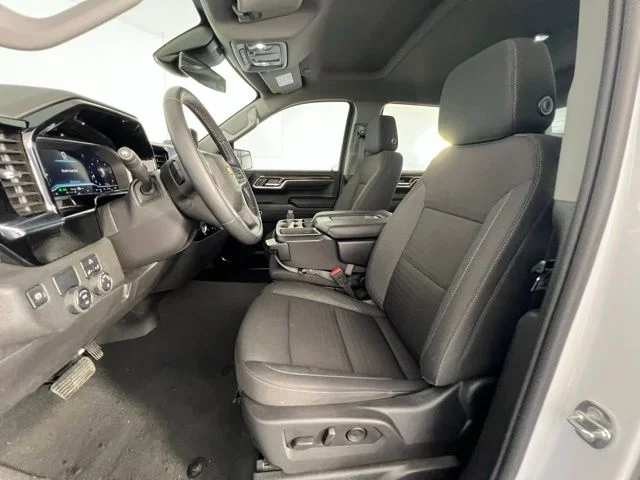 Used 2024 White Chevrolet LT image 11